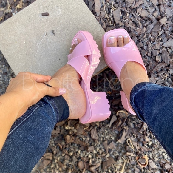 Light Pink Chunky Heel PVC Jelly Sandals - Picture 6 of 8